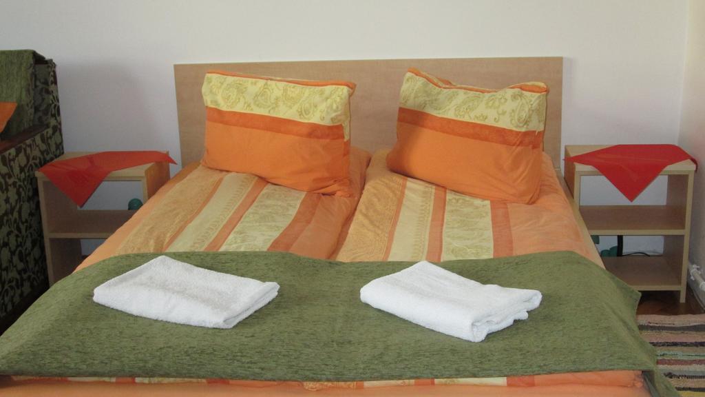 קלוז'-נאפוקה Garden City Apartment מראה חיצוני תמונה